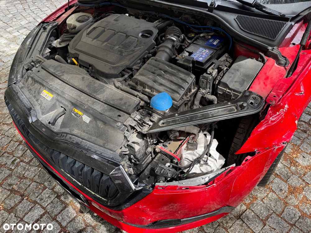 Skoda Octavia 2.0 TDI Sportline - 10