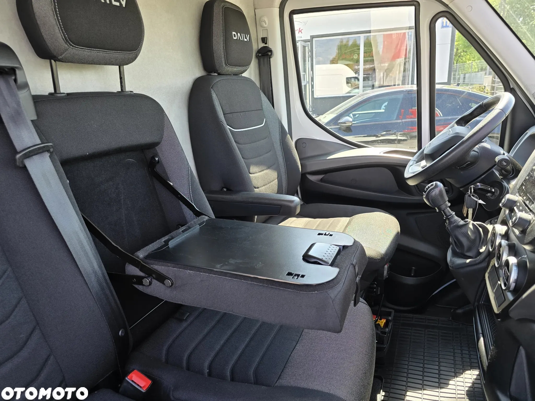 Iveco Daily 35S18  180KM Maxi L4H3 - 28