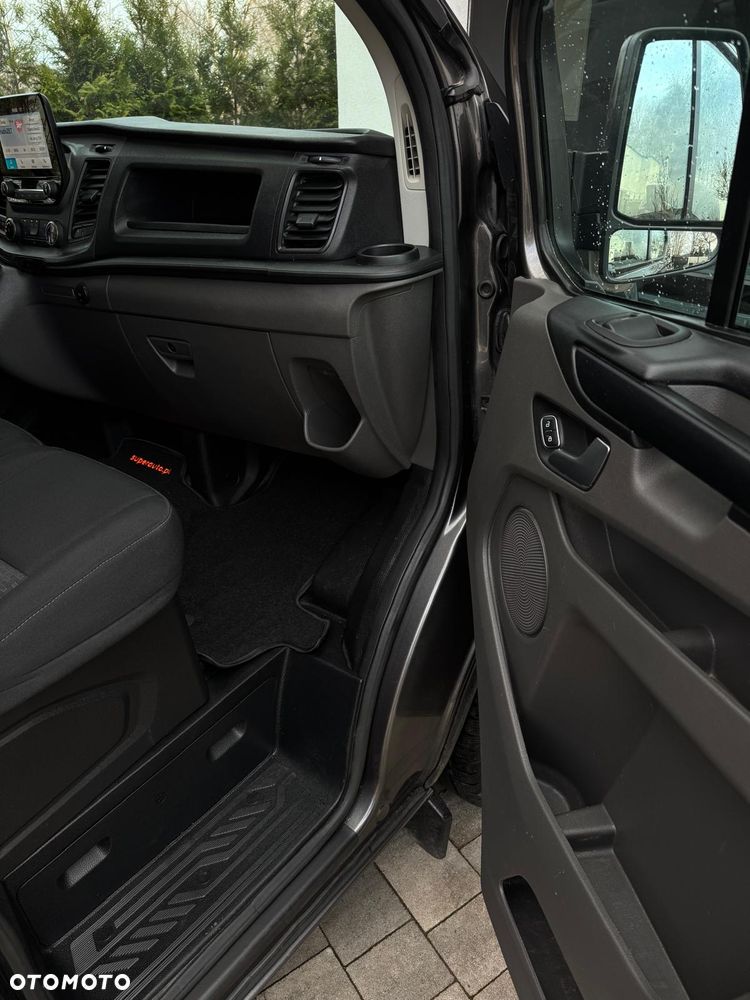 Ford TRANSIT CUSTOM - 28
