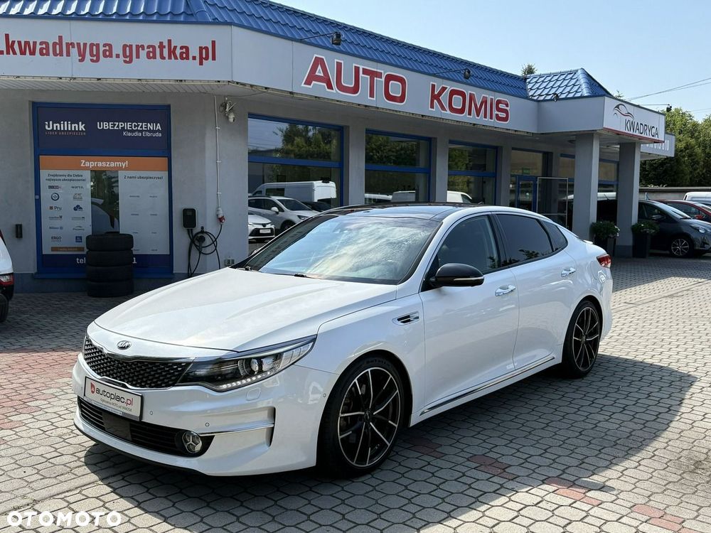 Kia Optima - 1