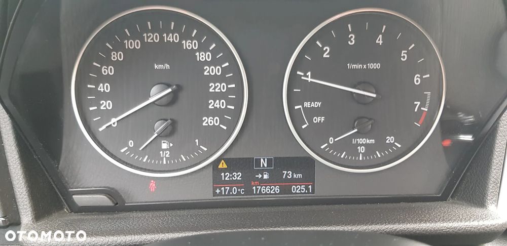 BMW Seria 2 218i - 18