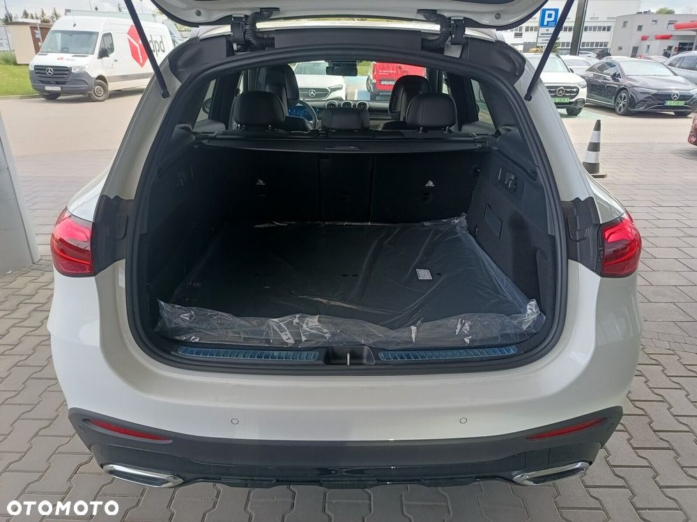 Mercedes-Benz GLC - 27
