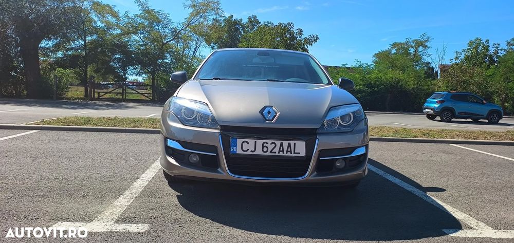 Renault Laguna dCi 110 FAP Bose Edition - 12