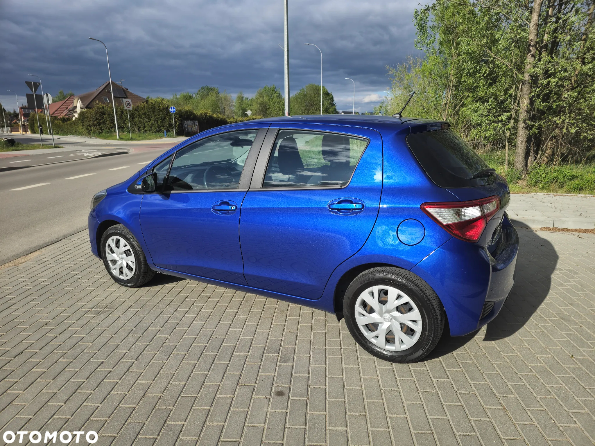 Toyota Yaris 1.5 Premium - 21
