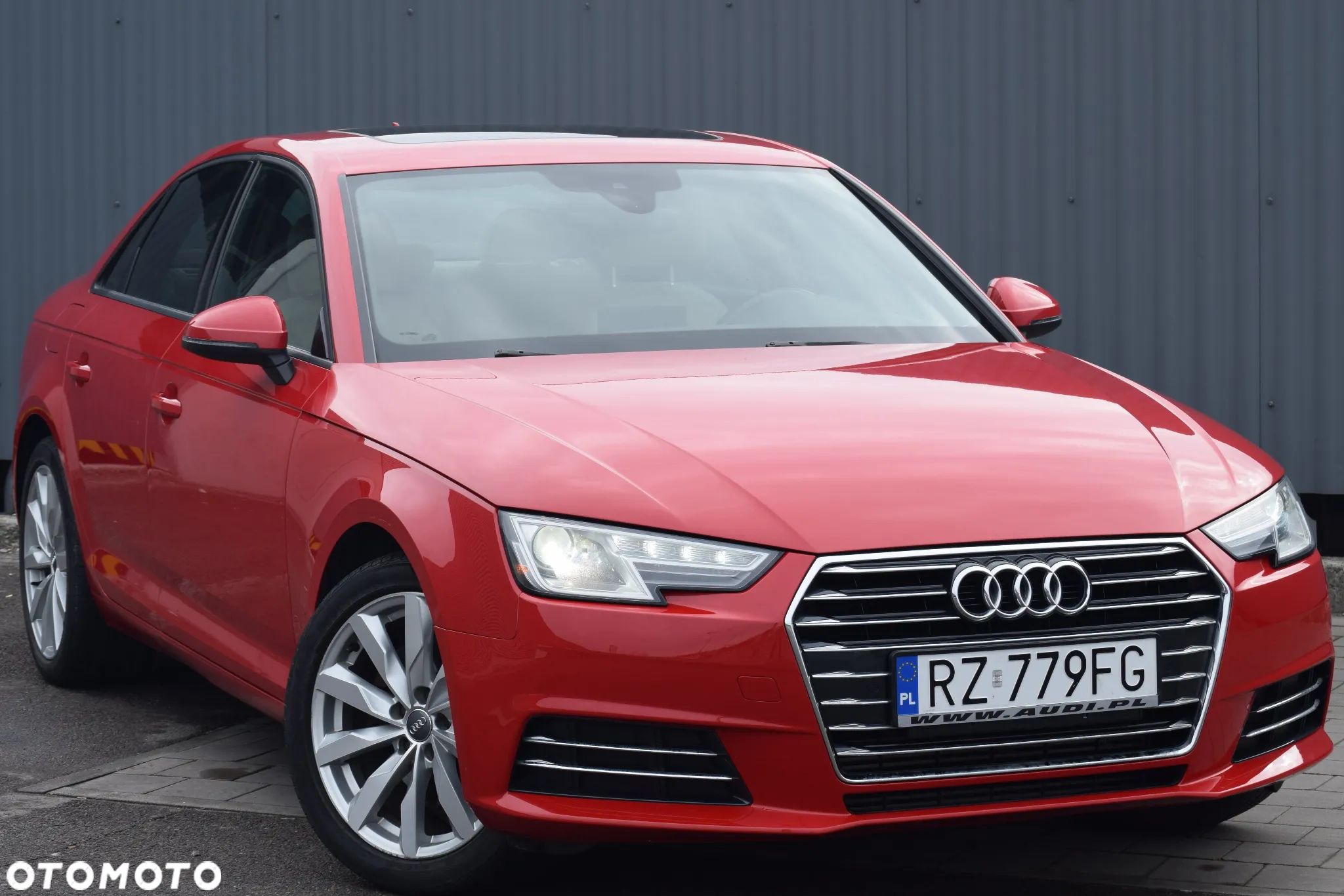 Audi A4 2.0 TFSI ultra S tronic - 1