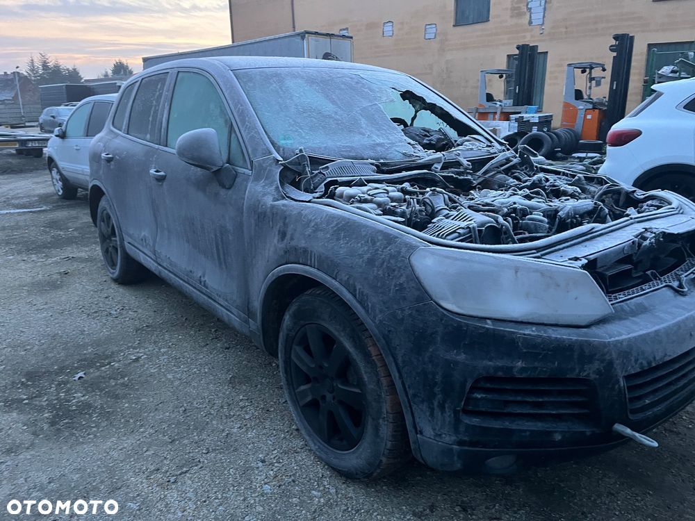 Volkswagen Touareg - 7