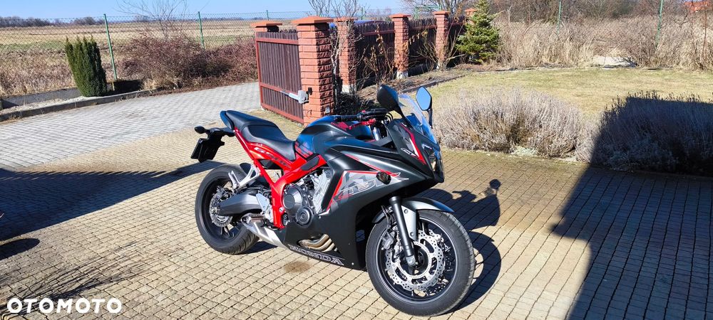 Honda CBR - 3