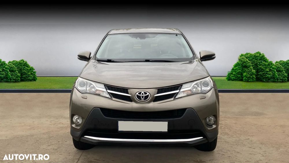 Toyota RAV4 2.2 D-4CAT 4WD Aut Luxury - 5