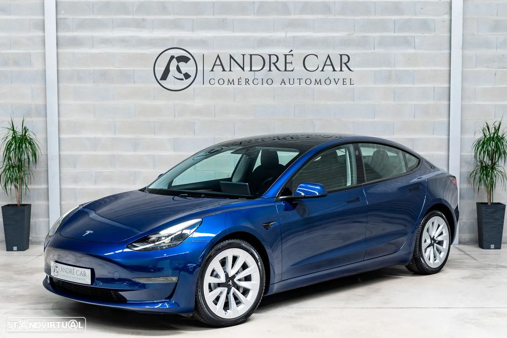 Tesla Model 3 Long-Range Dual Motor AWD - 2