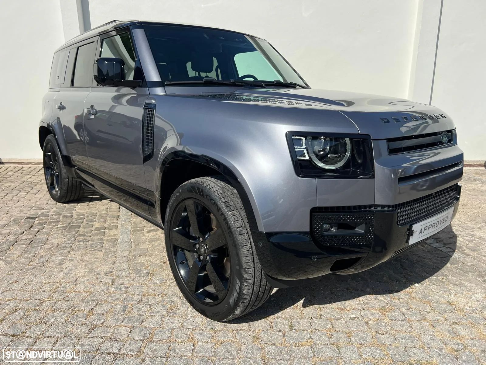 Land Rover Defender 2.0 P400e 110 AWD X-Dynamic SE - 1