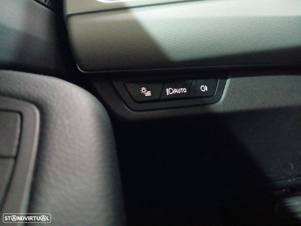 BMW 225xe Active Tourer e xDrive - 18