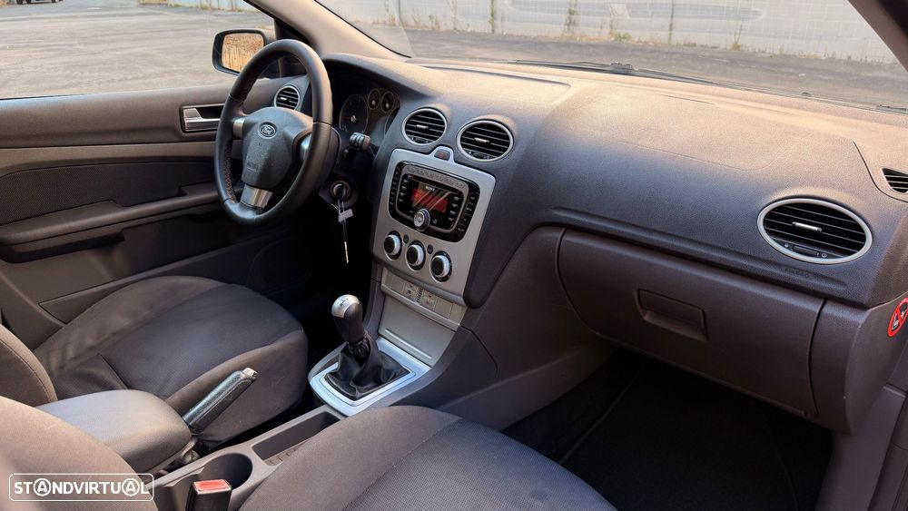 Ford Focus SW 1.6 TDCi Trend - 31