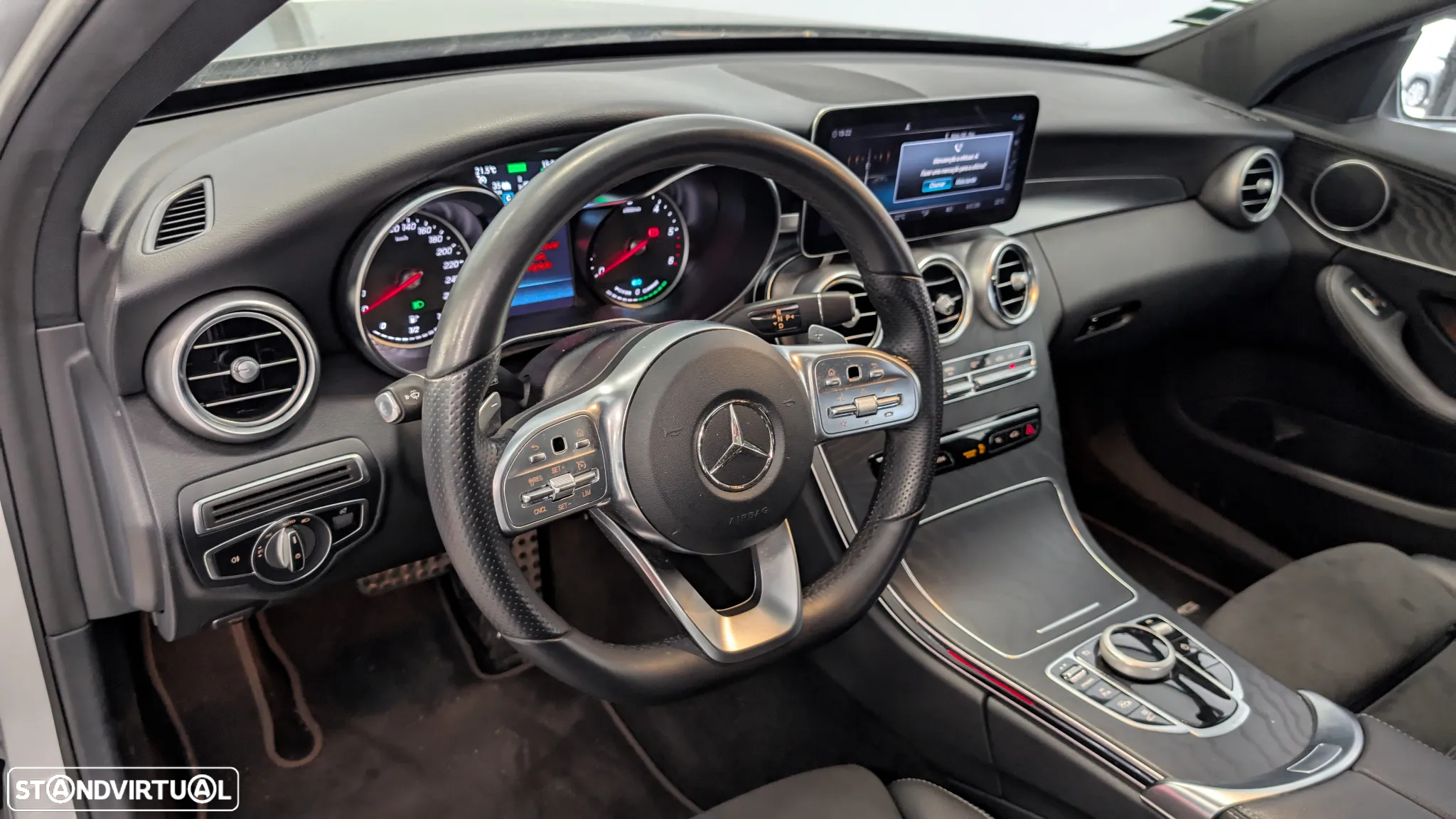 Mercedes-Benz C 300 de AMG Line - 13