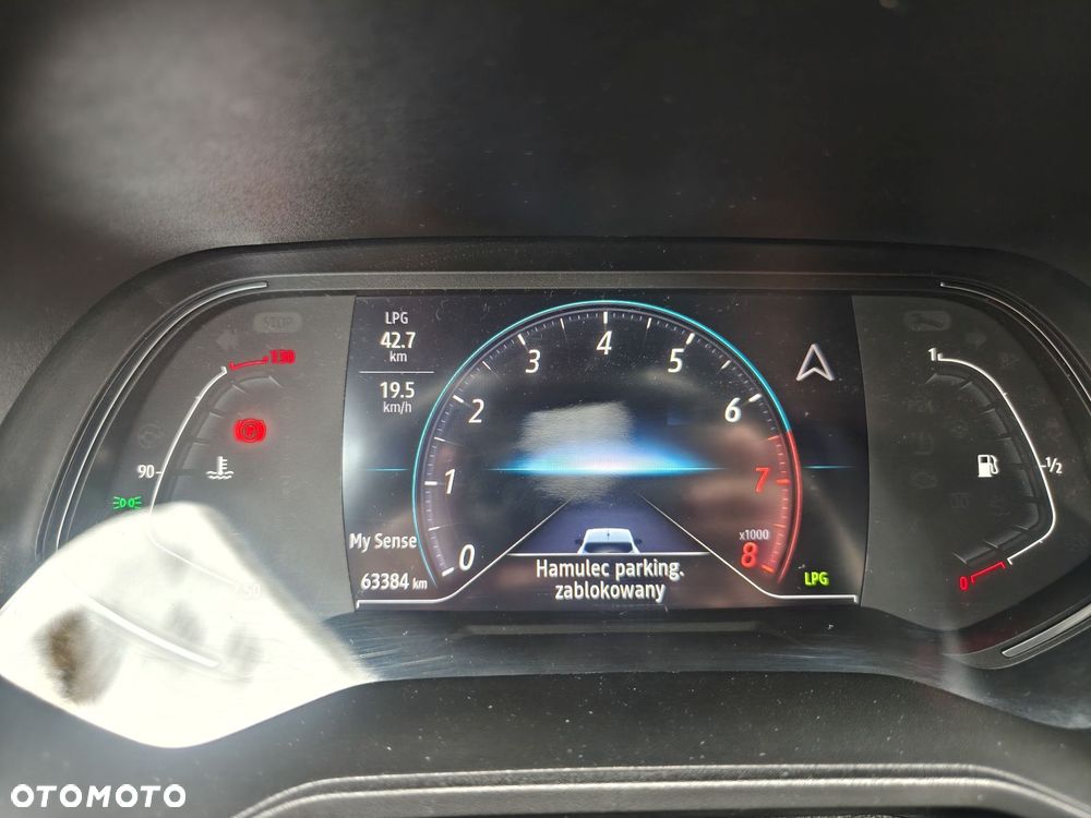 Renault Clio - 12
