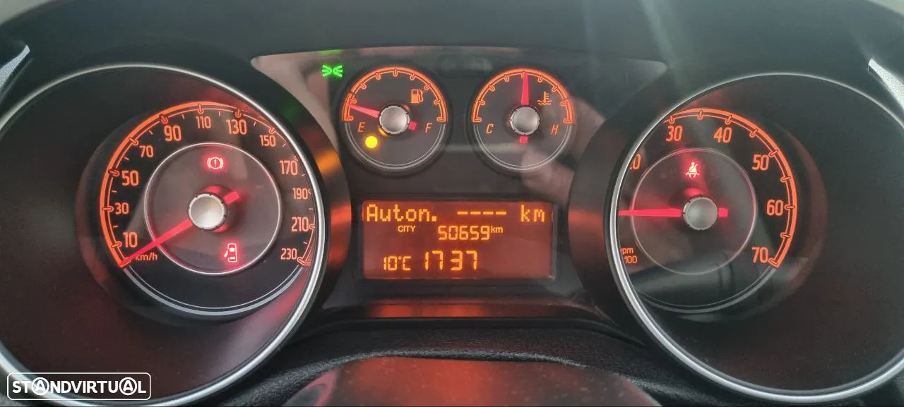 Fiat Punto 1.2 Easy S&S - 8