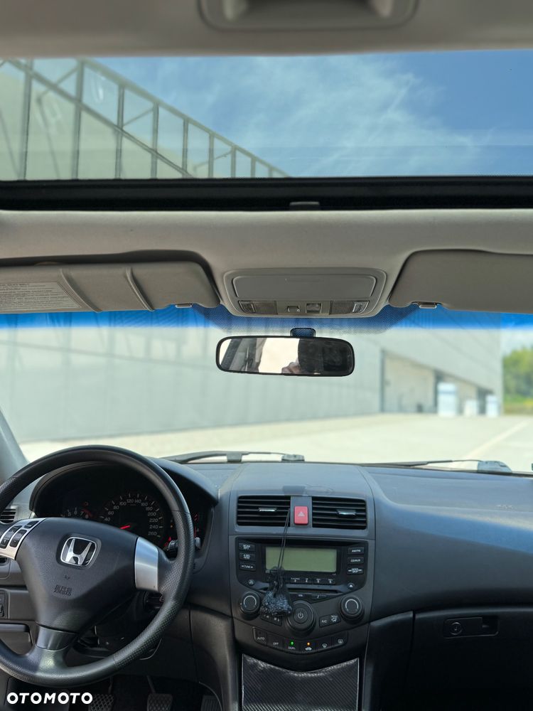 Honda Accord 2.0 Comfort - 8