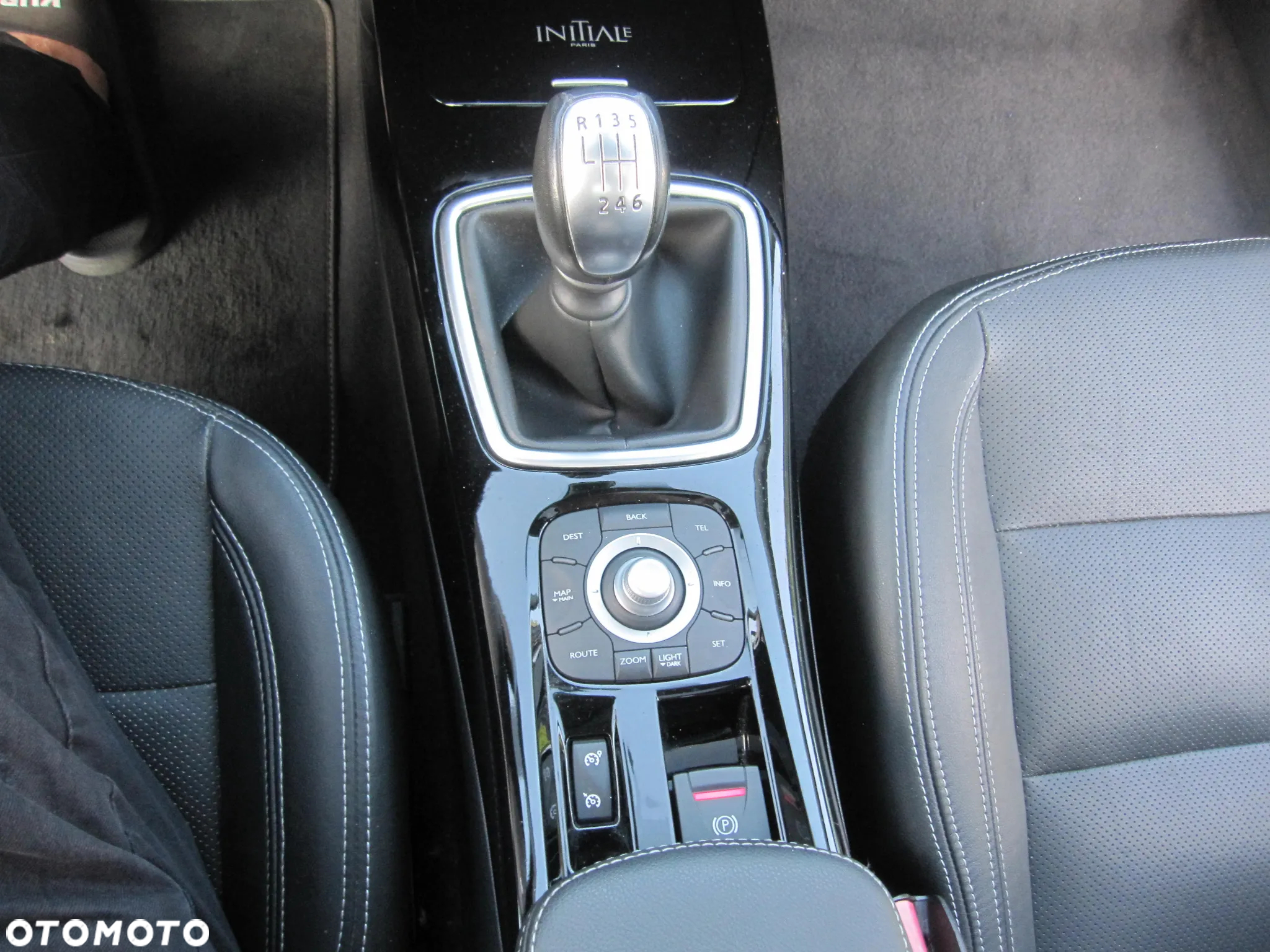 Renault Laguna Grandtour dCi 180 FAP Initiale - 11