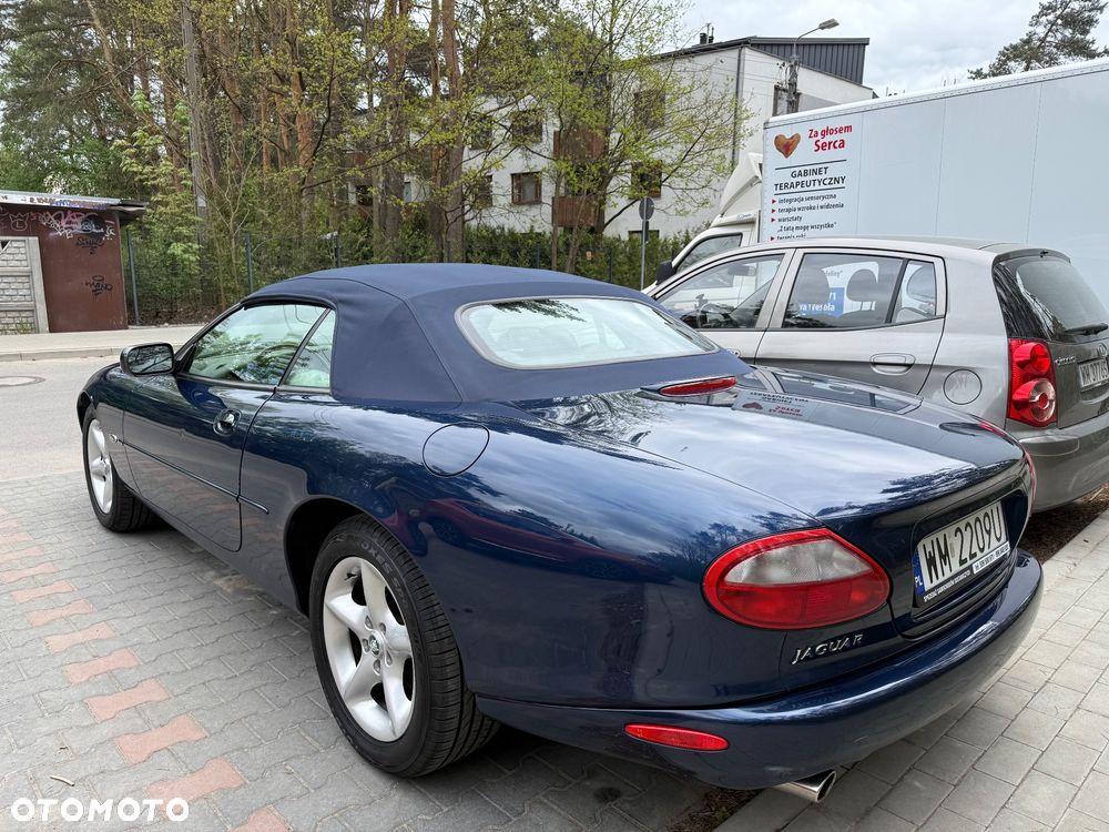 Jaguar XK8 - 18