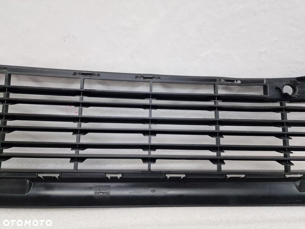 CITROEN JUMPY 3 III SPACE TOURER KRATKA ŚRODKOWA ZDERZAKA PRZEDNIEGO PRZÓD NA PDC , NR 9811718677 , NR AUKCJI KR452 - 10