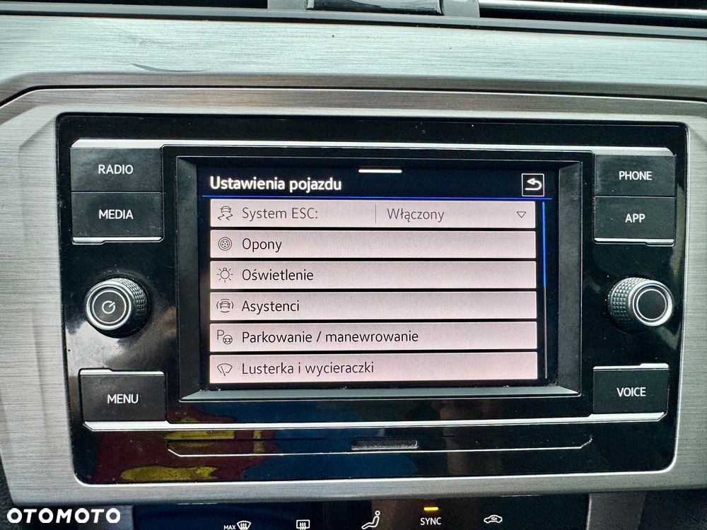 Volkswagen Passat 1.5 TSI EVO Business DSG - 26