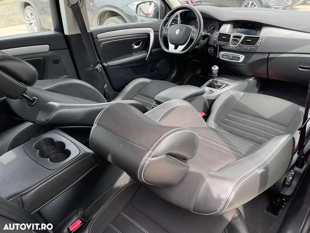 Renault Laguna dCi 110 FAP Limited - 27