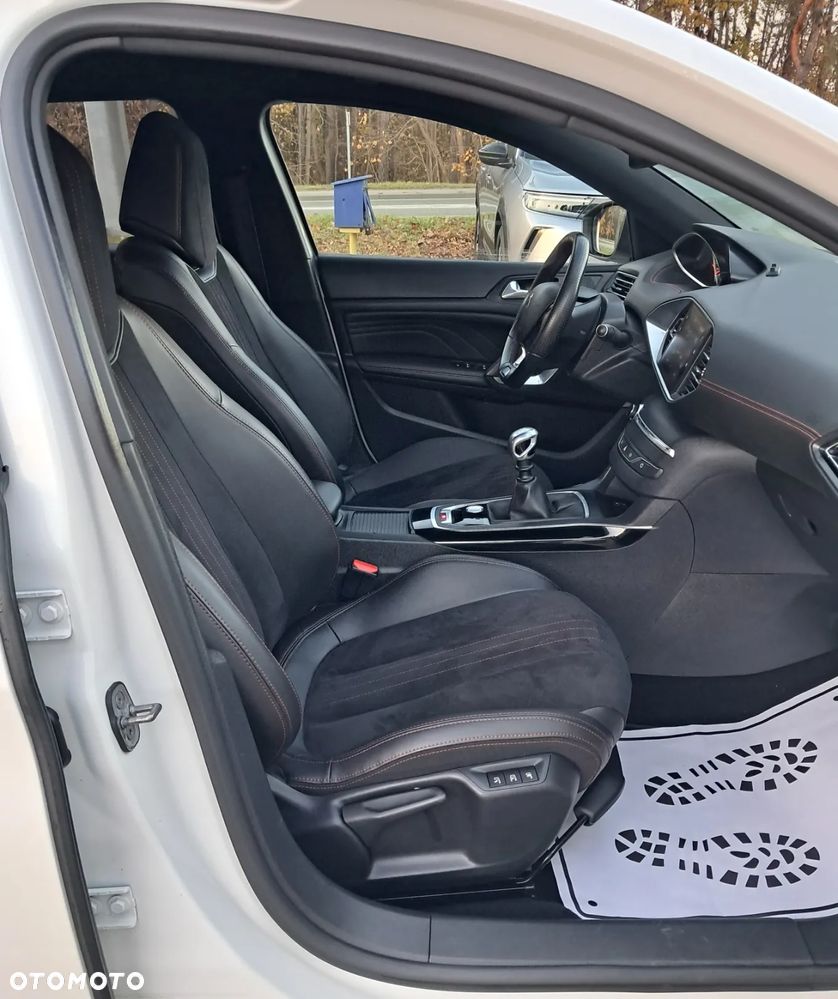 Peugeot 308 BlueHDi 130 Stop & Start GT - 10