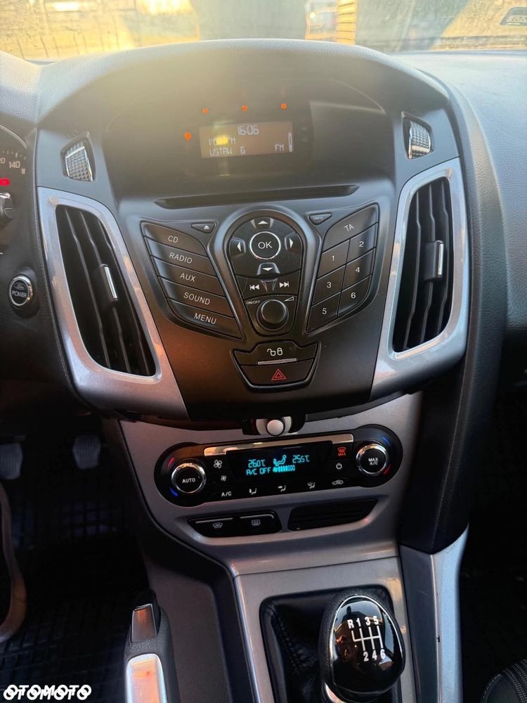 Ford Focus - 10
