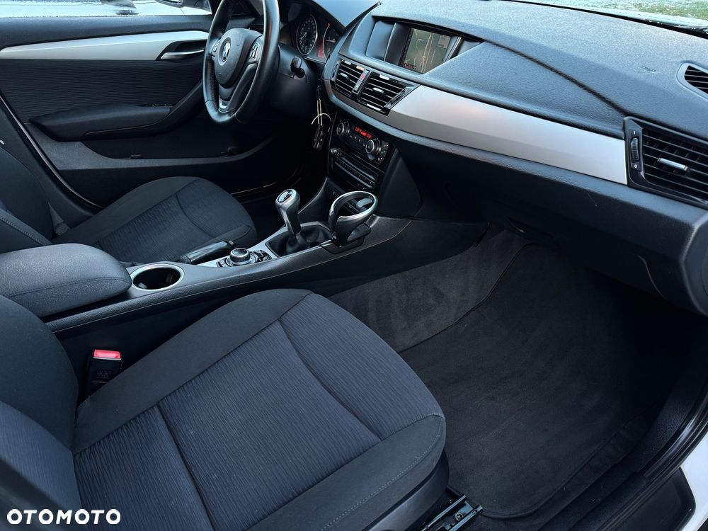 BMW X1 sDrive20d - 25