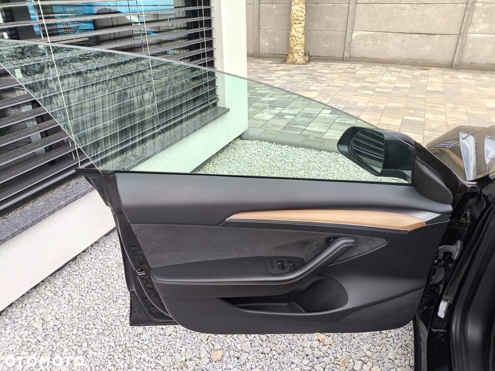 Tesla Model 3 Standard Reichweite Plus Hinterradantrieb - 10
