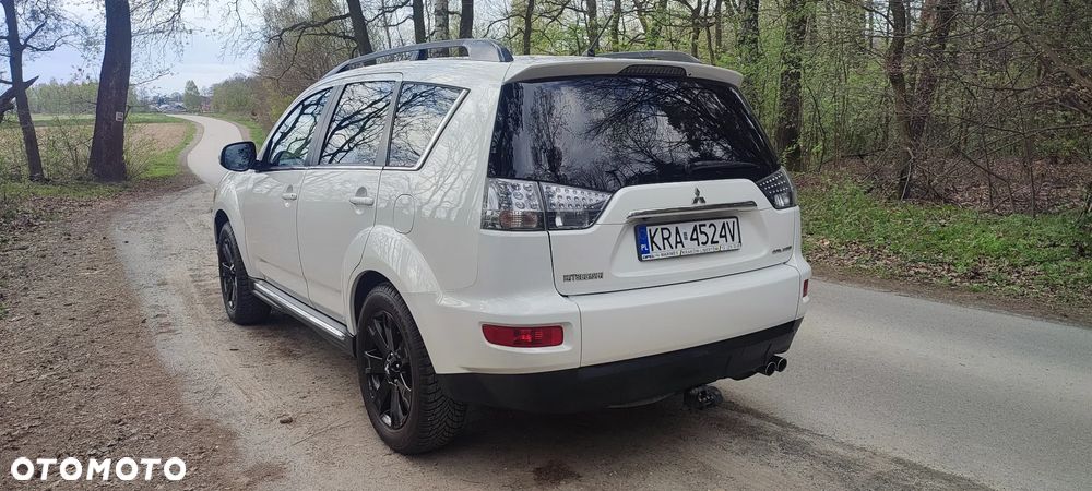Mitsubishi Outlander 2.2 DI-D 4WD TC-SST Invite - 4