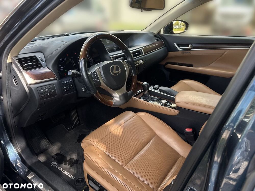 Lexus GS 300h Prestige - 9
