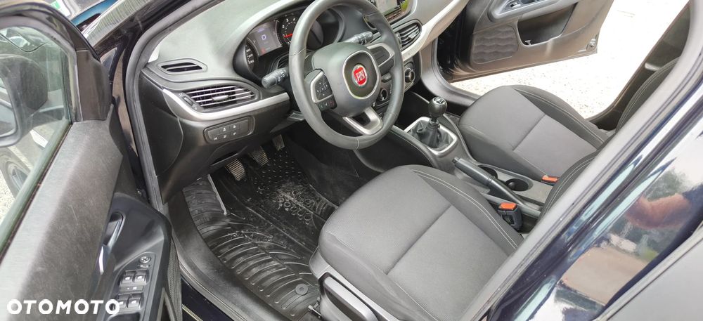 Fiat Tipo 1.4 16V More - 10