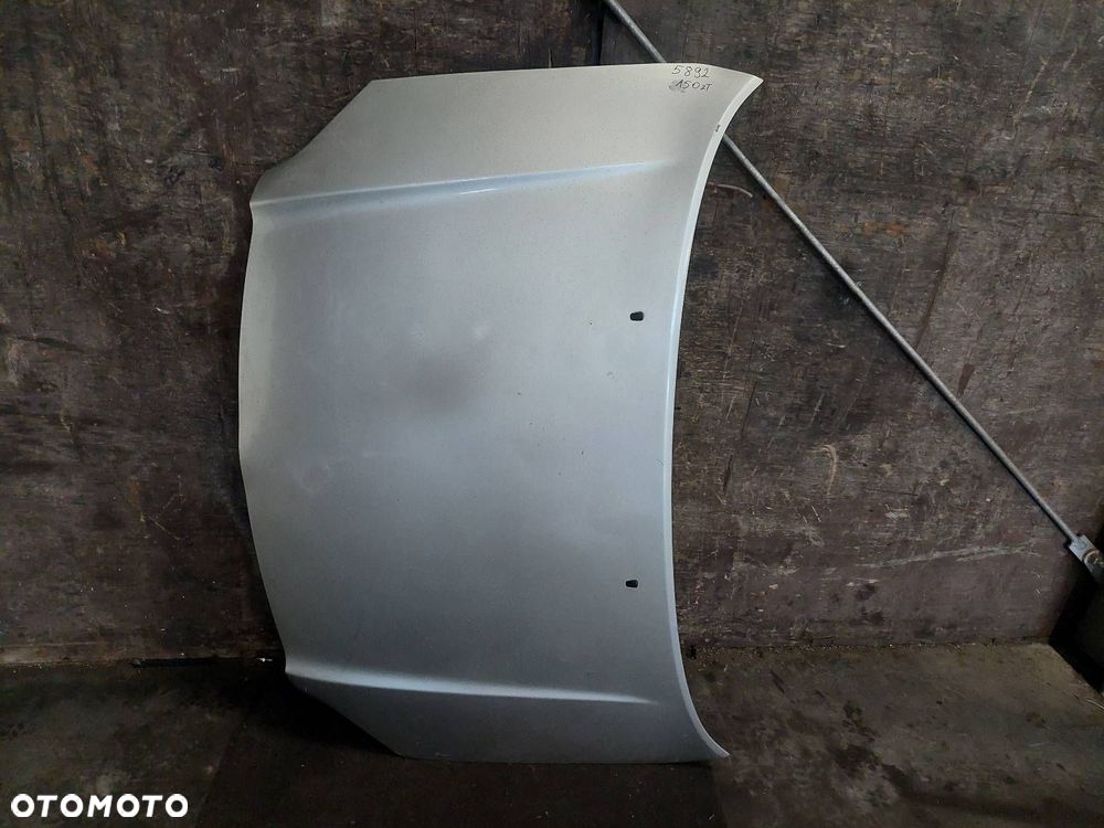 MASKA POKRYWA SILNIKA TOYOTA AVENSIS T25 1C0 - 1