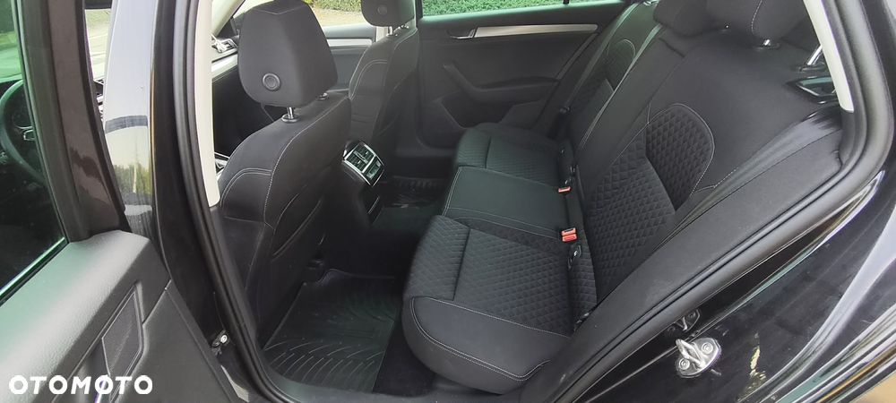 Skoda Superb 2.0 TDI Ambition - 12