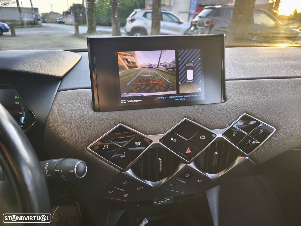 DS DS3 Crossback E-TENSE SO CHIC - 17