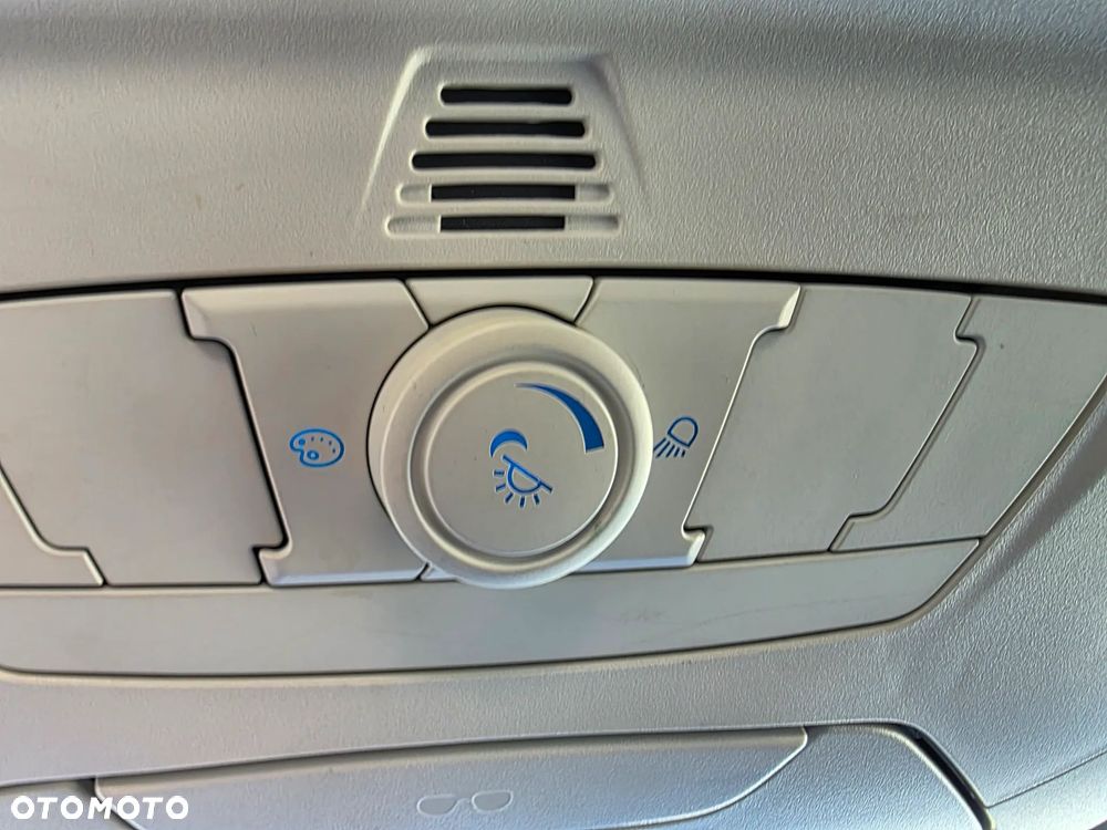 Ford Focus 1.0 EcoBoost Start-Stopp-System SYNC Edition - 6