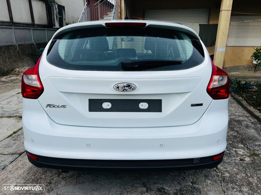 Ford Focus 1.0 SCTi Titanium - 3