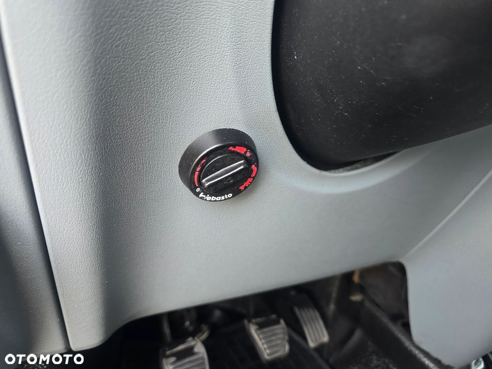 Ford Transit - 12