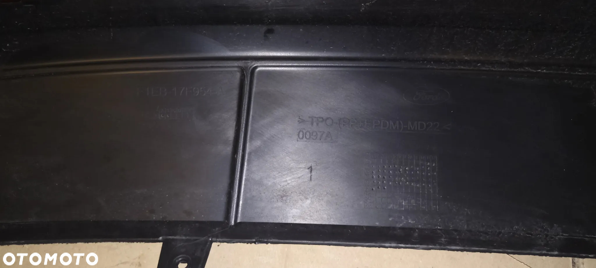 Focus Mk3 dokładka hokej zderzaka tylnego tył F1EB-17F954-A - 3
