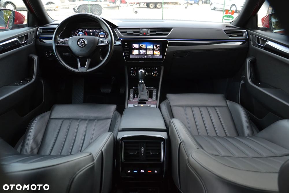 Skoda Superb Combi 2.0 TDI 4x4 DSG L&K - 21