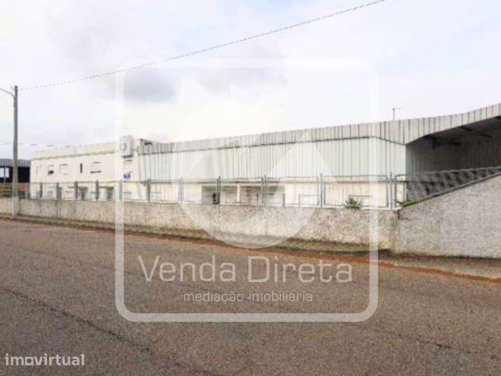 Armazém Industrial, implantado num lote com 10.000 m², na Zona Indu... - Grande imagem: 3/21
