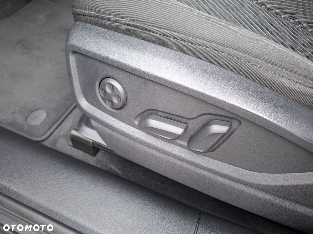 Audi Q5 40 TFSI mHEV Quattro S tronic - 19
