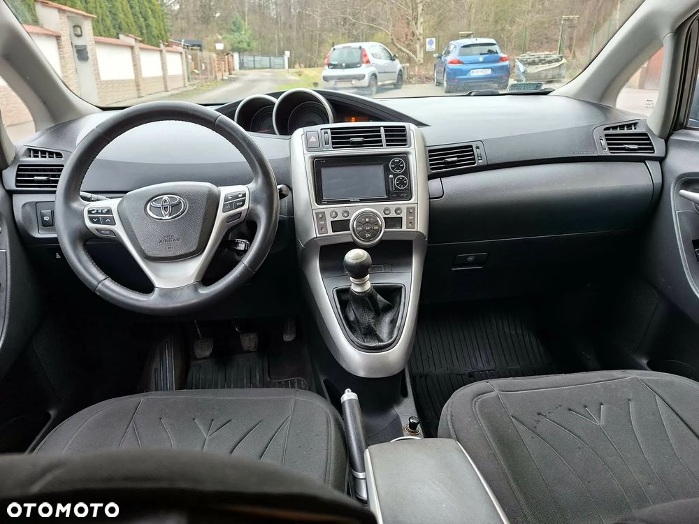 Toyota Verso 2.0 D-4D - 5