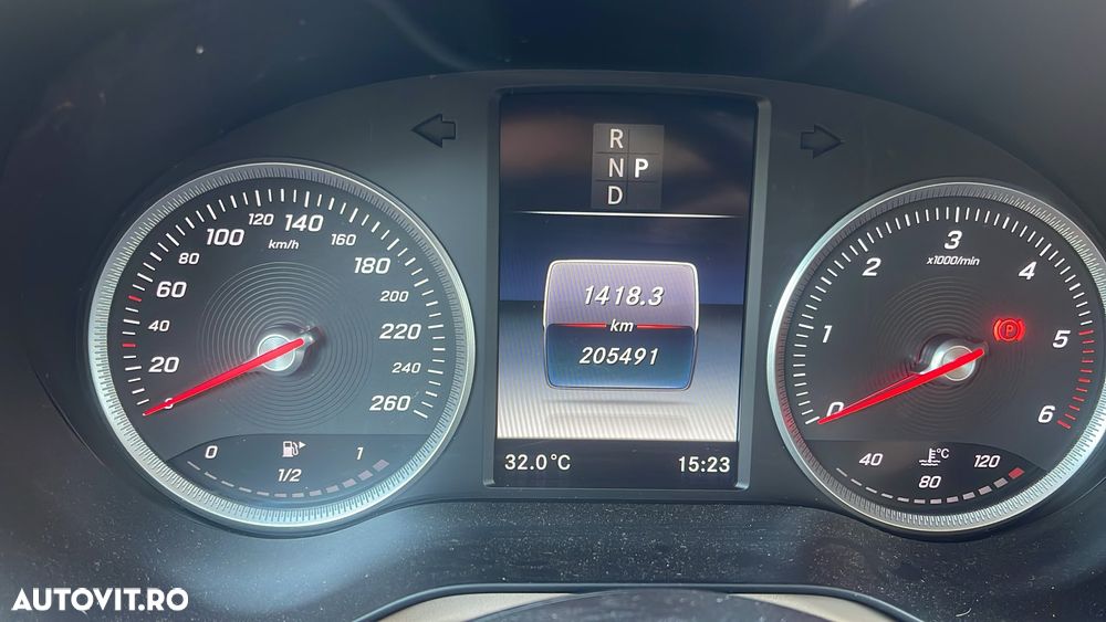 Mercedes-Benz GLC - 5