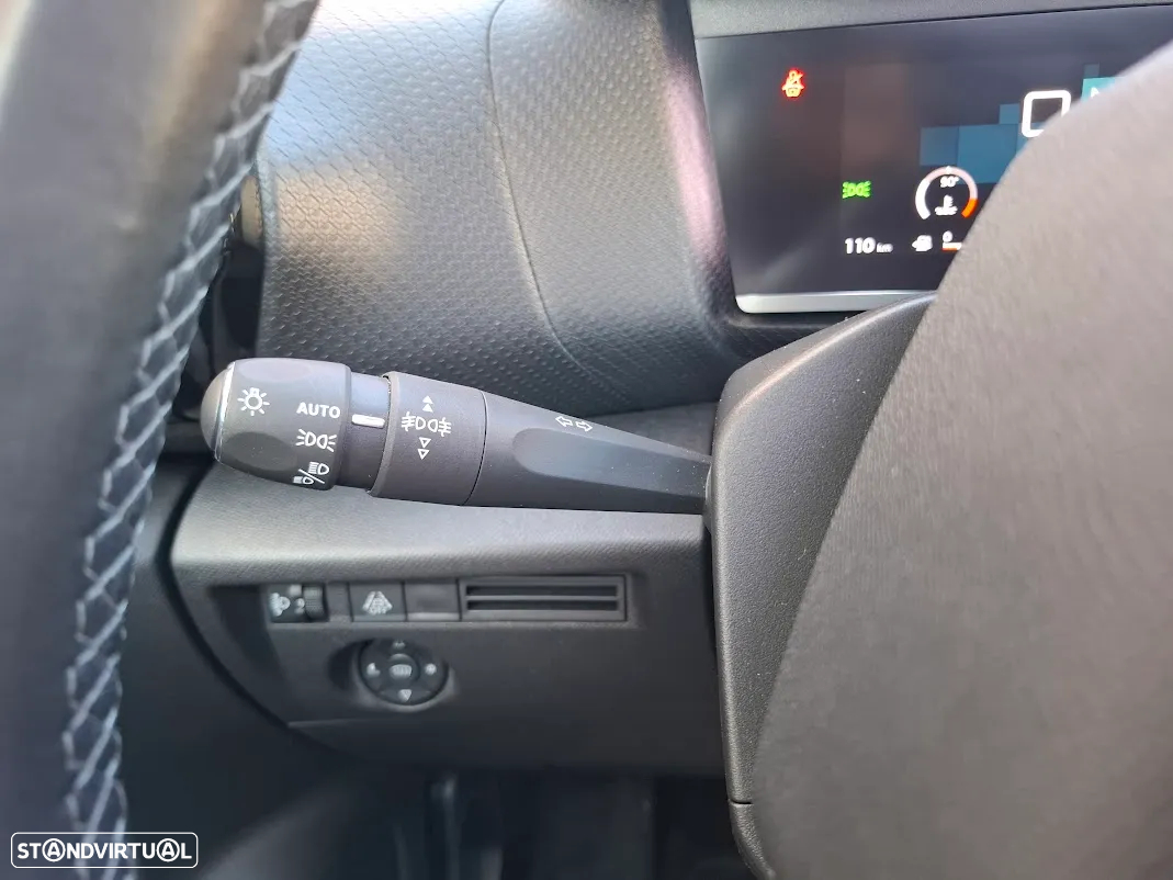 Citroën C4 PureTech 130 Stop&Start EAT8 SHINE - 30