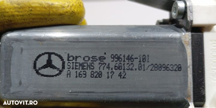 Motoras macara stanga fata A1698201742 Mercedes-Benz A-Class W169 [20 - 2