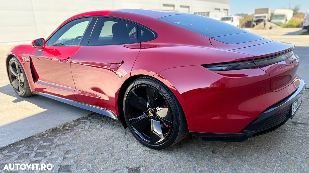 Porsche Taycan - 14