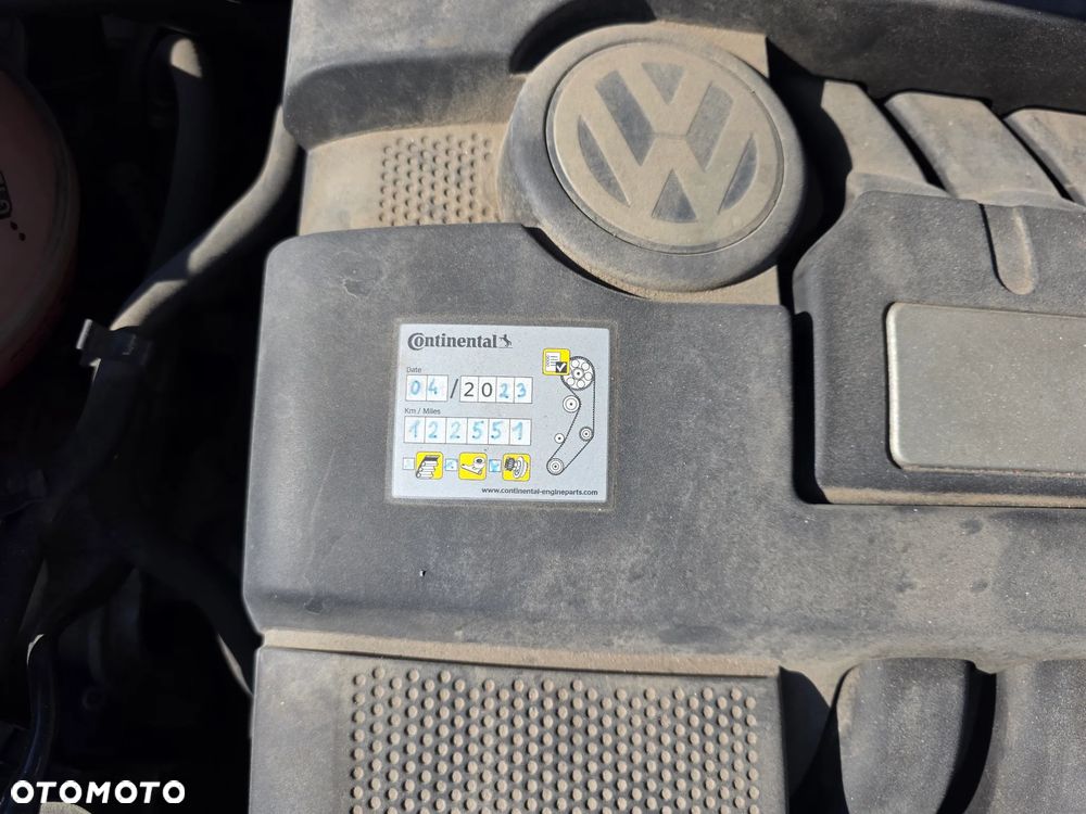 Volkswagen Golf 1.6 Comfortline - 19