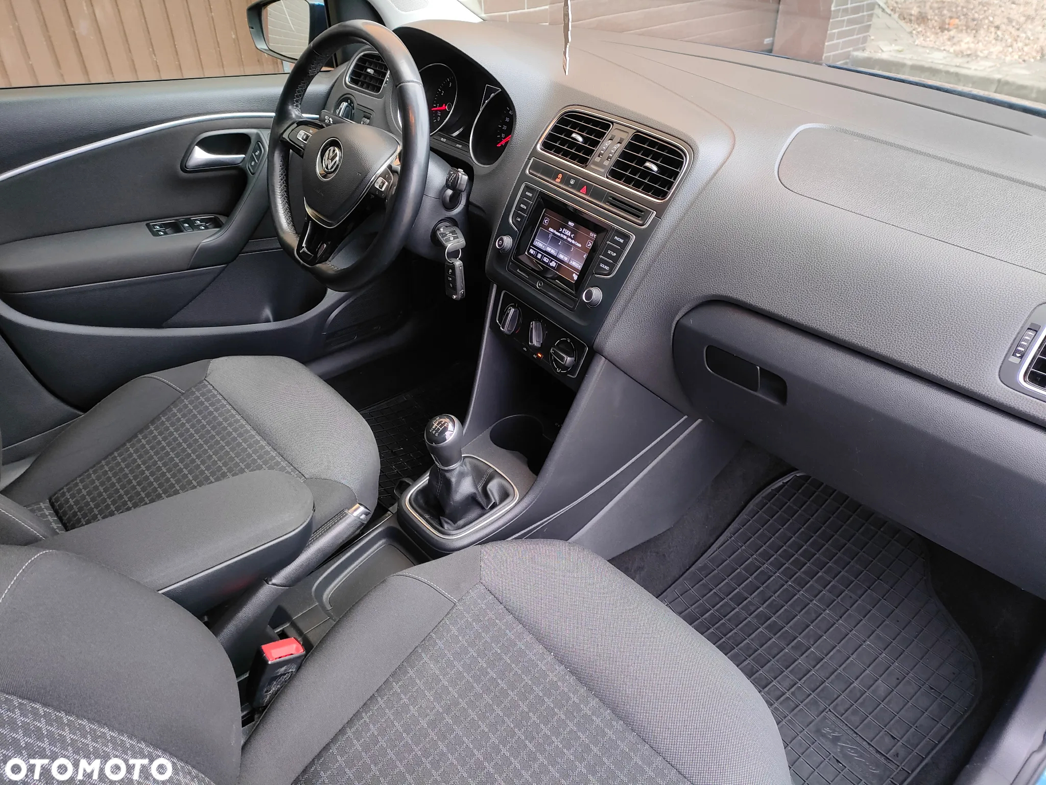 Volkswagen Polo 1.2 TSI BMT Highline - 12