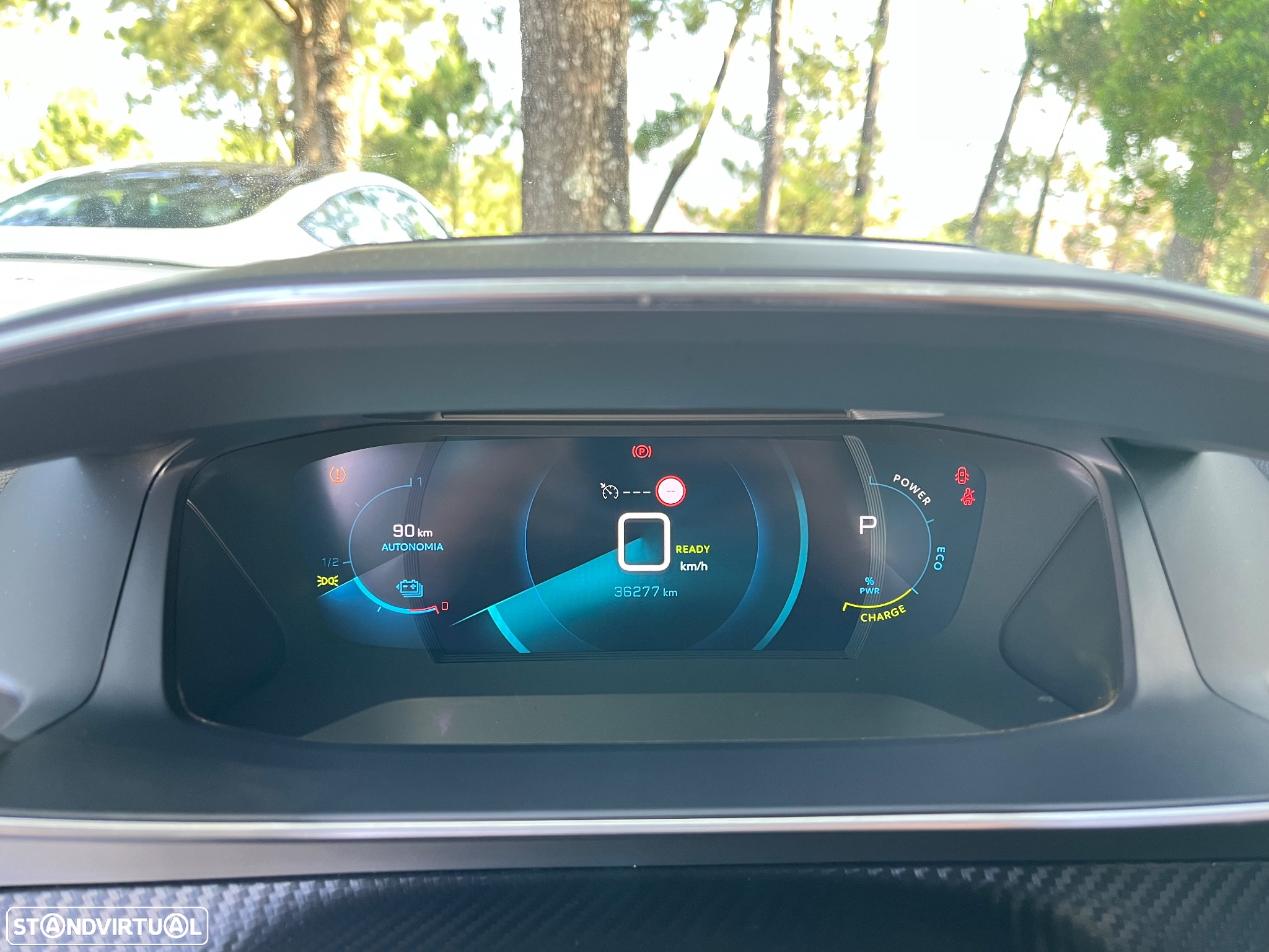 Peugeot e-2008 50 kWh Allure Pack - 11